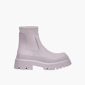 Rubberised flat boots